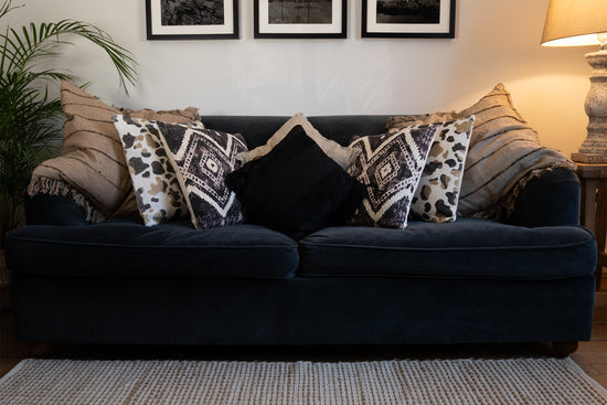 Almo Cushion